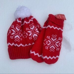 TIM HORTON'S 2019 HAT & MITTENS (ONE-SIZE FITS ALL)